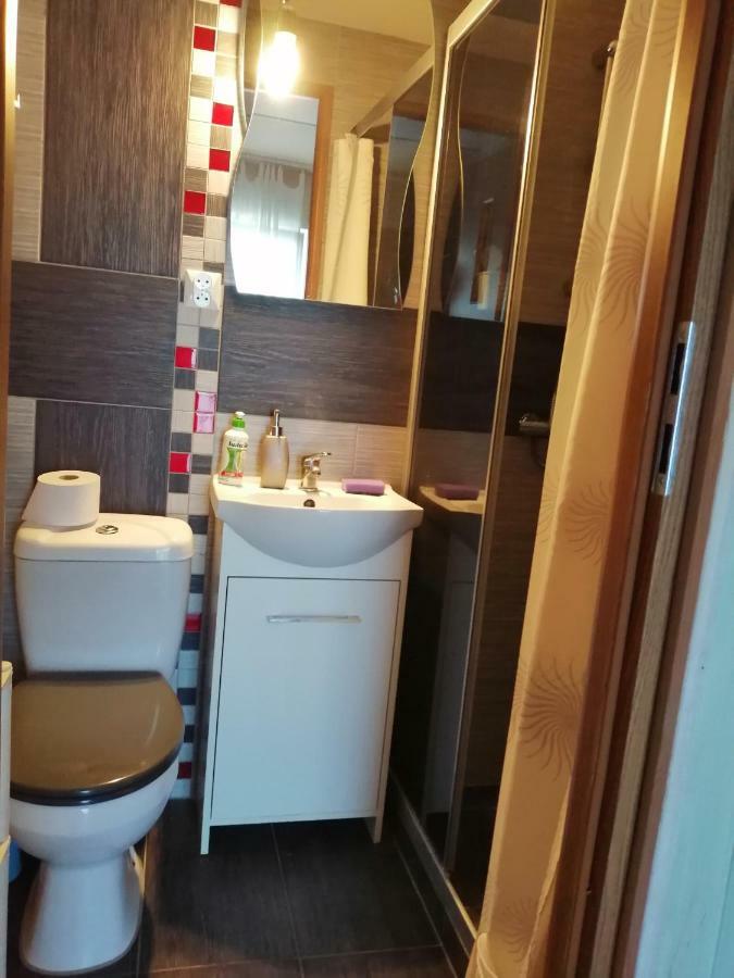 Pokoje Goscinne ميلنو المظهر الخارجي الصورة